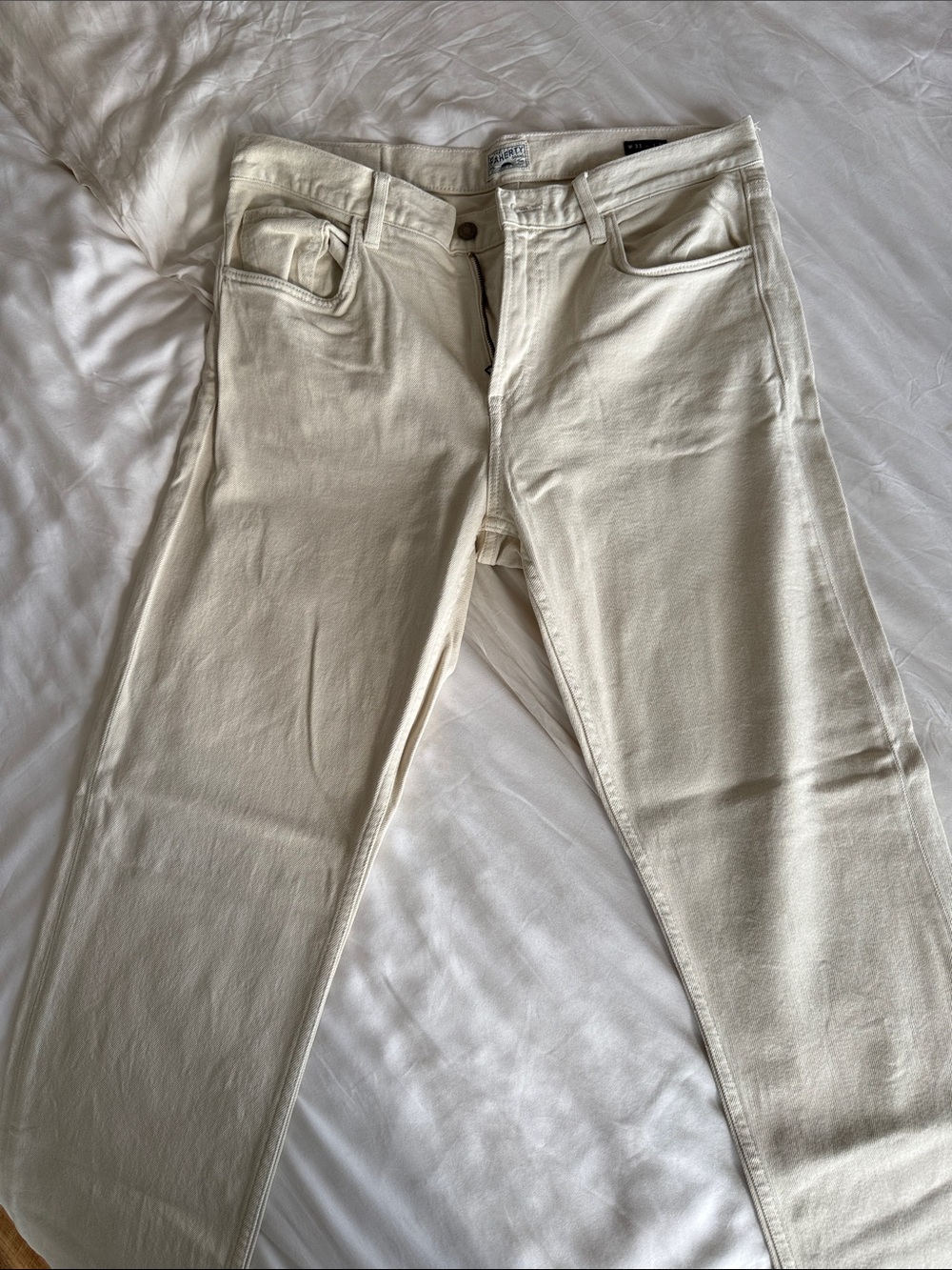 Faherty Men's Cream Slim Straight Jeans
